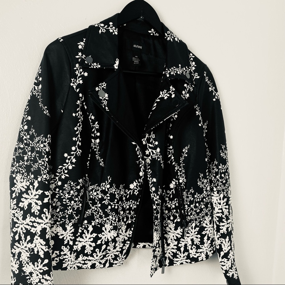 Alfani Floral Faux Leather Women Jacket Navy Blue and White Sz XS - Picture 12 of 14